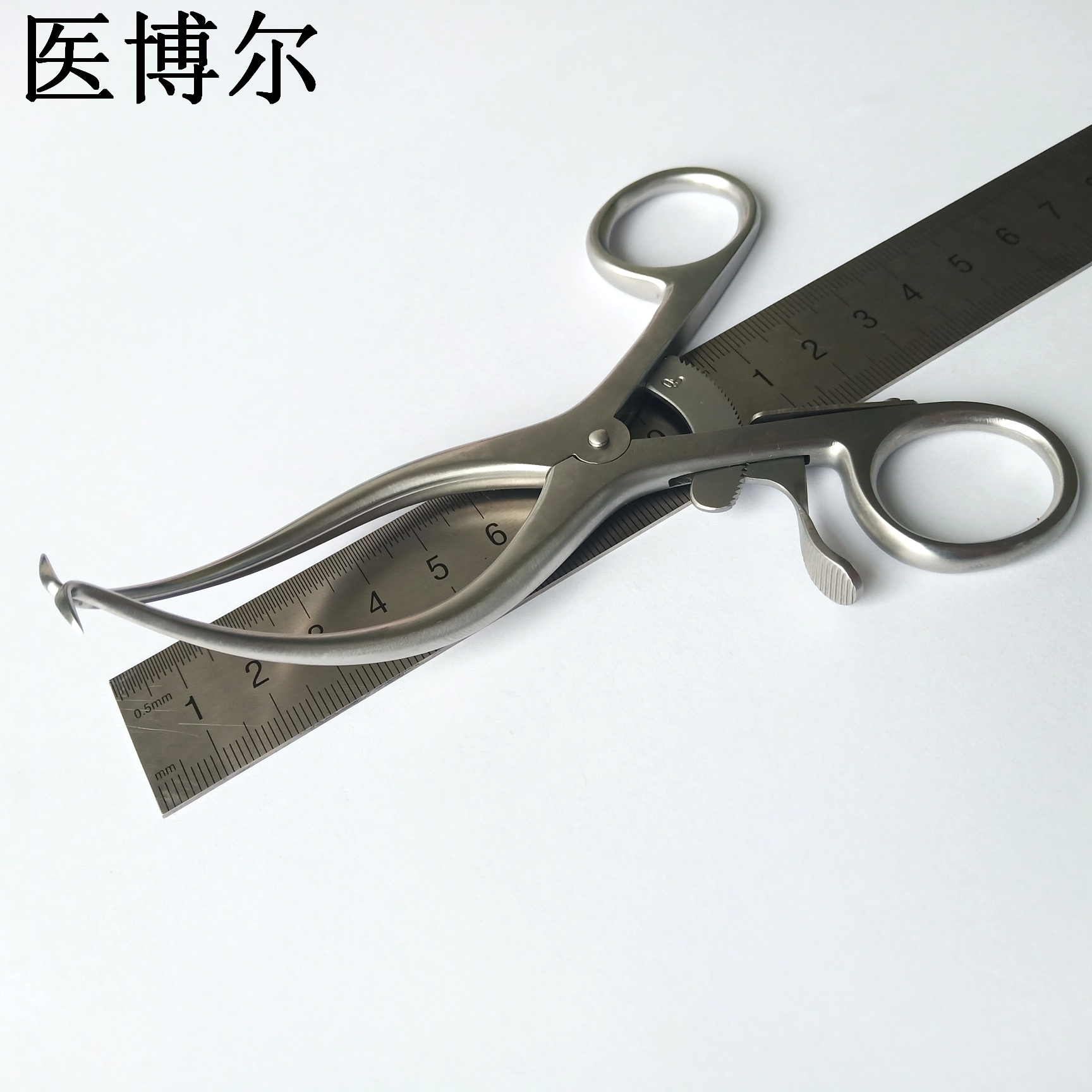 带弧度牵开器13.5cm (7)_看图王.jpg