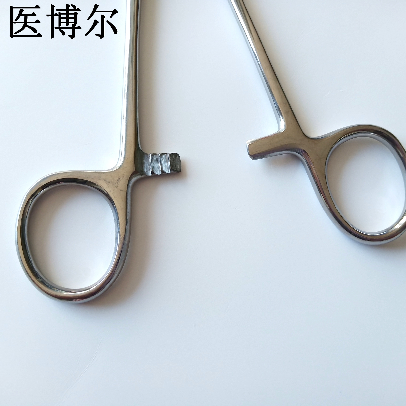 医用持针器粗针18cm